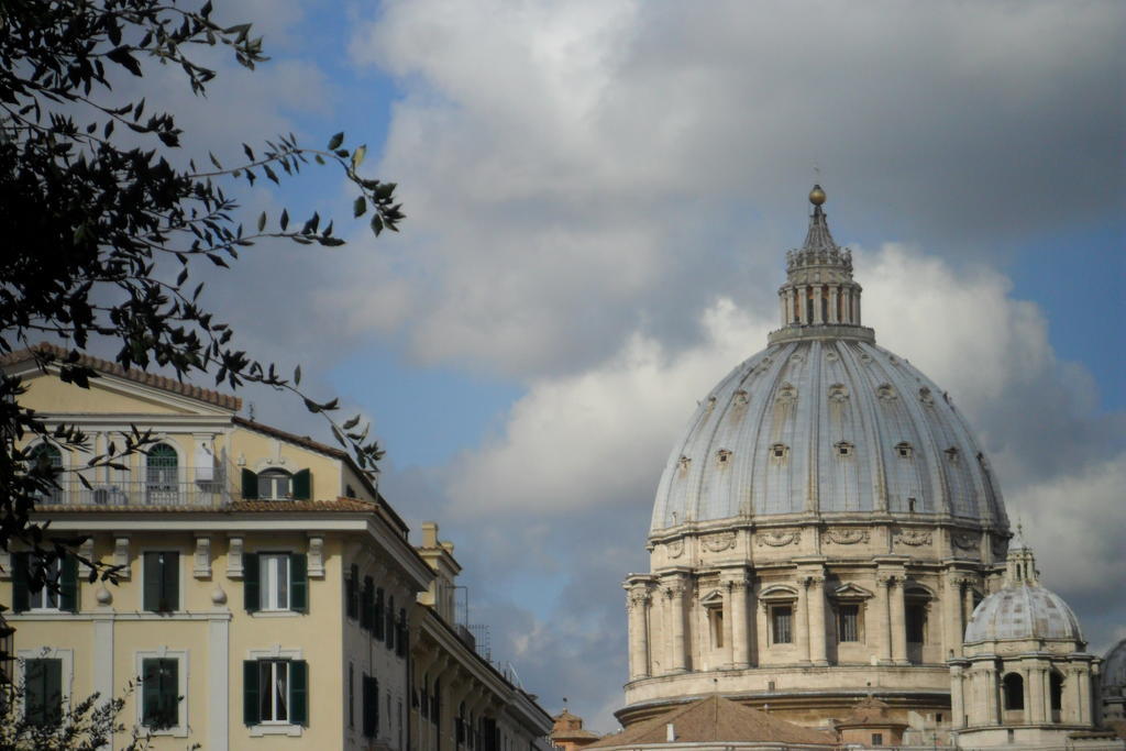 Laeta Domus In San Pietro Roma