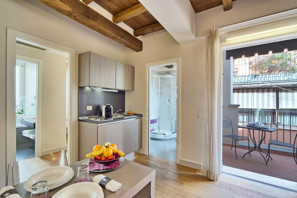 Hotel Trevi Palace Luxury 4*