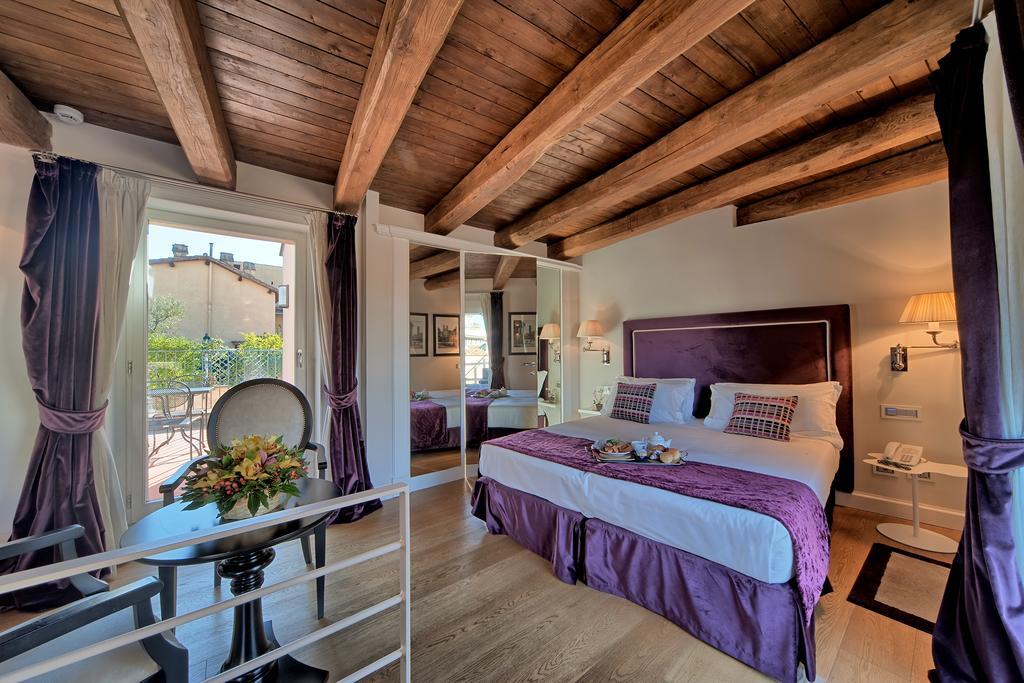 Hotel Trevi Palace Luxury