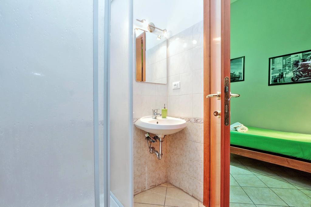 Guest house Lucky *