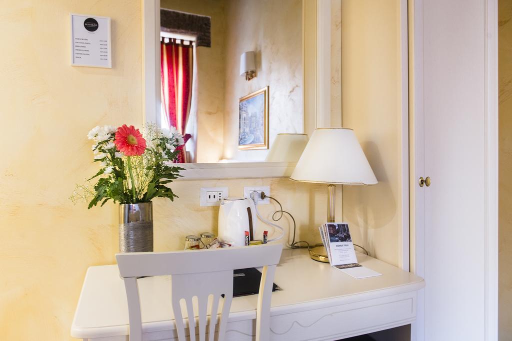 Bed and breakfast Domus Trevi Roma