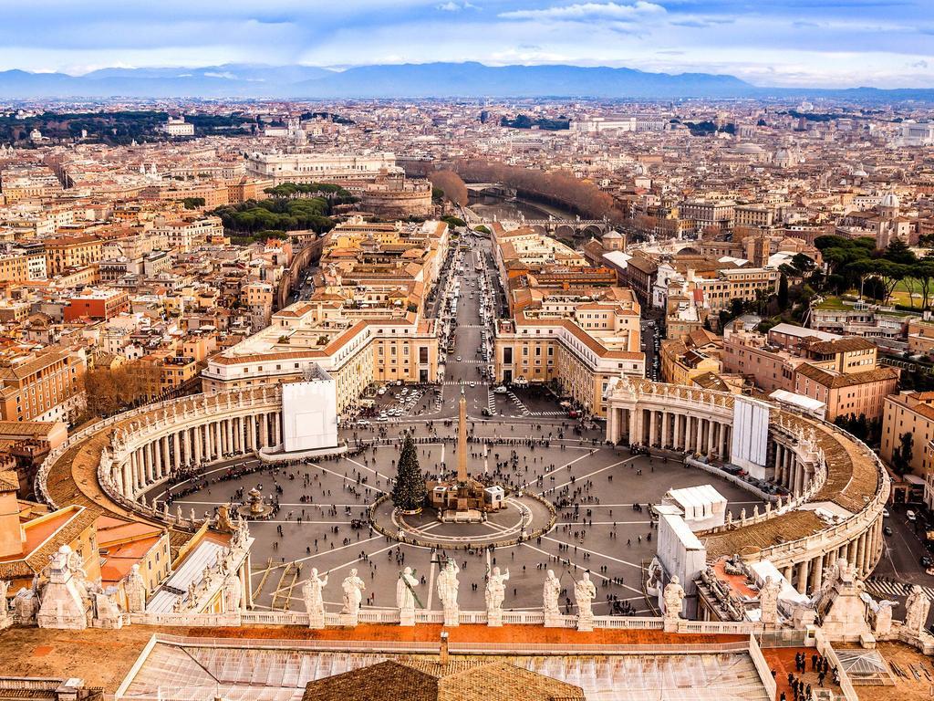 Vaticano Julia Rom