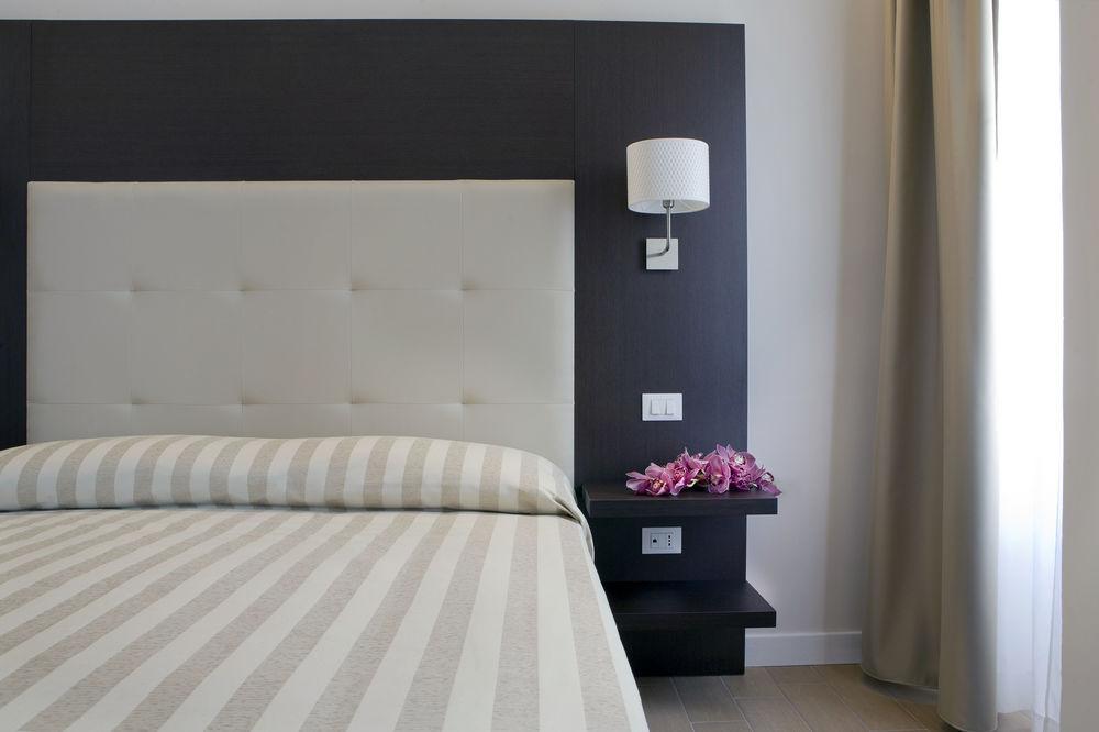 Hotell Flaminio 2*