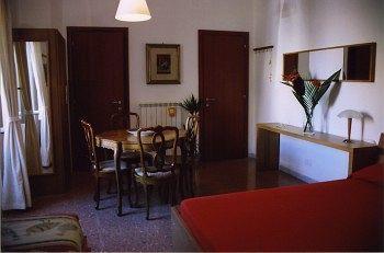 Bed & Breakfast Domus Manlii Roma