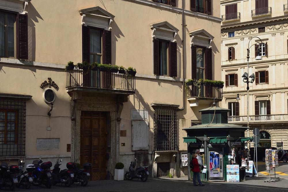 Pensión Piazza Del Gesu' Luxury 2*