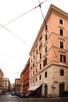Gasthof 69 Manin Street