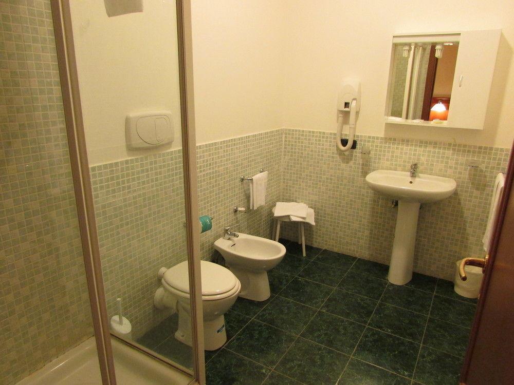 Dei Giuochi Delfici Gjestgiverier Roma