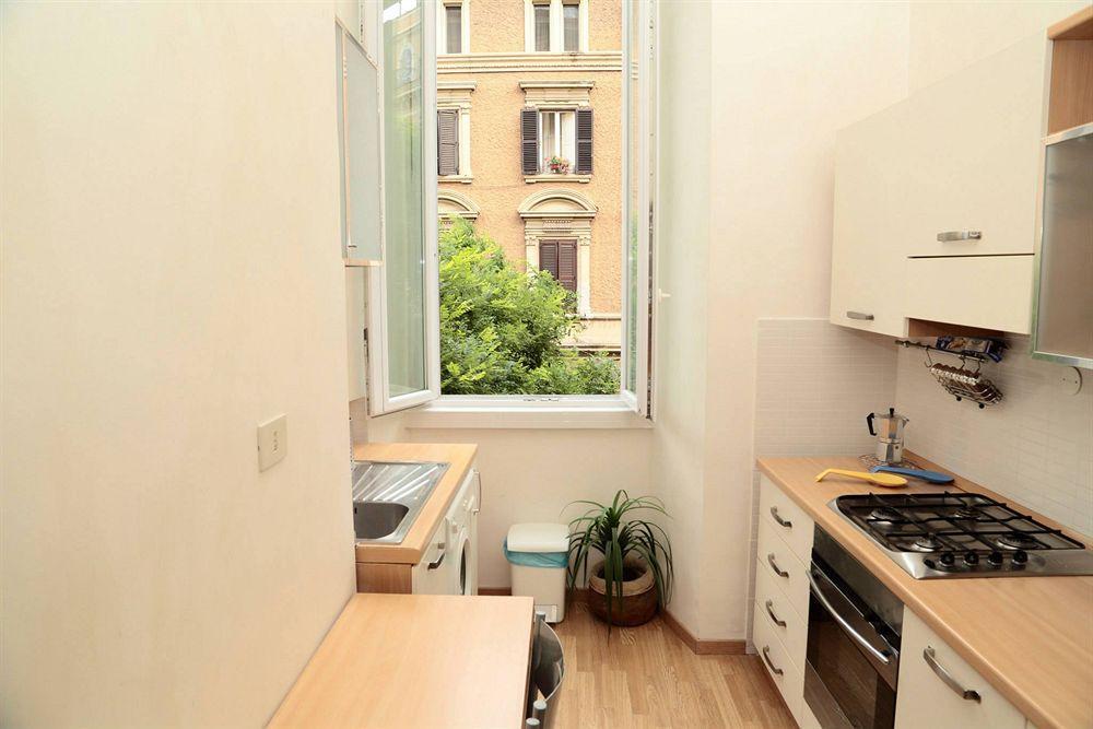 Mellini 39 * Roma