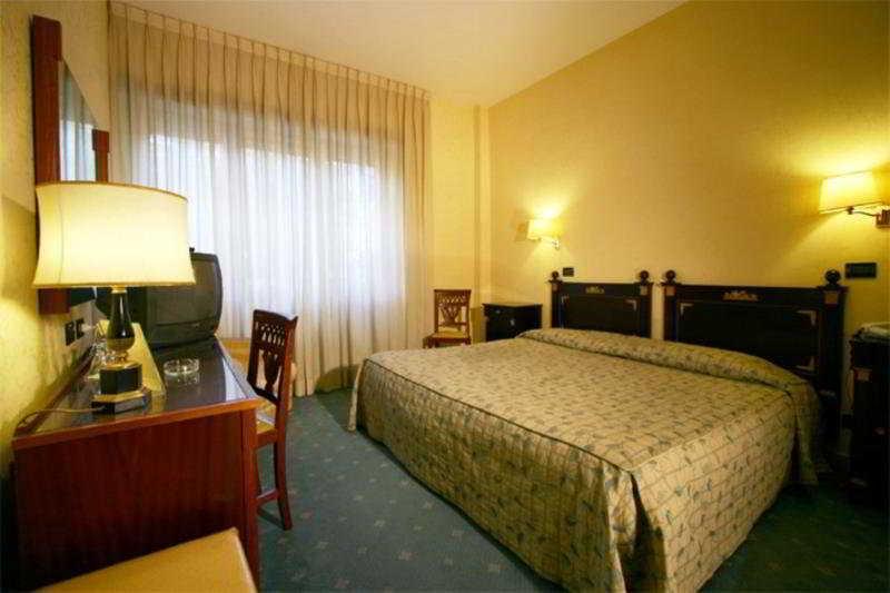Carlo Magno Hotell 3*