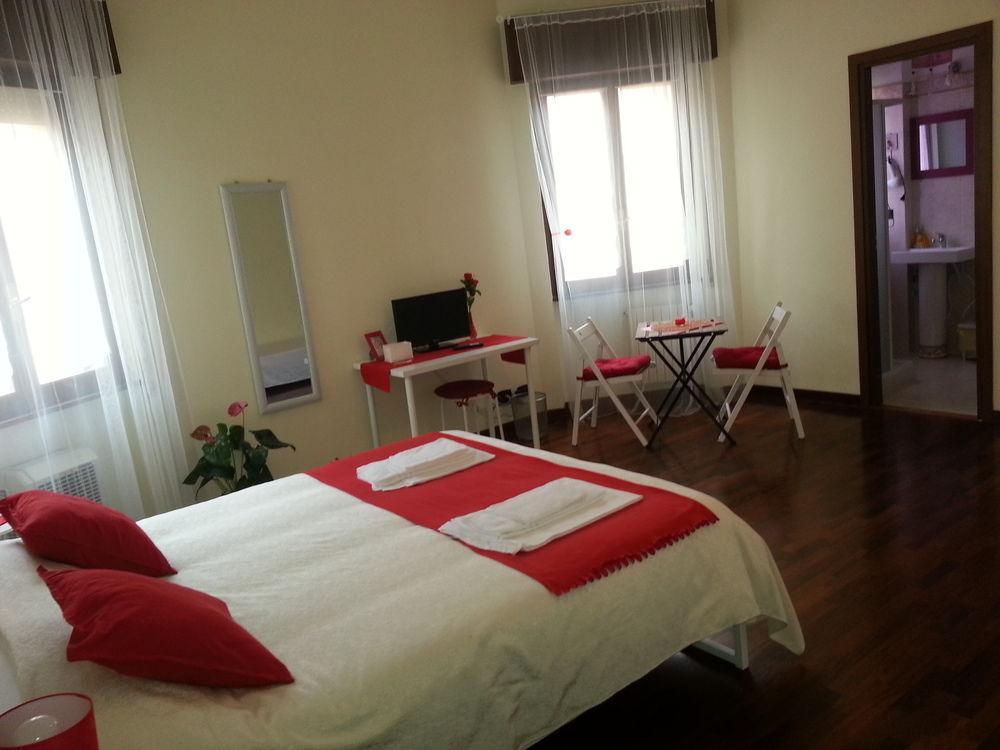 Re Di 3* Roma