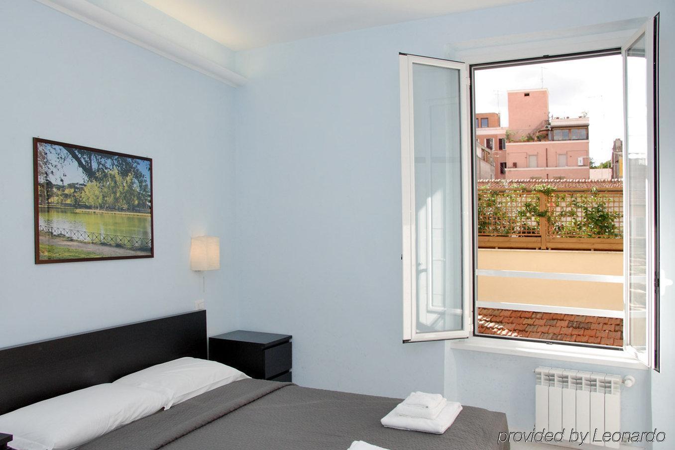 Daplace - Hqh Colosseo Guest house 2*