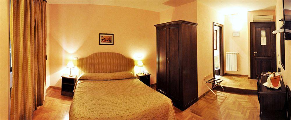 Boncompagni Affittacamere 3*