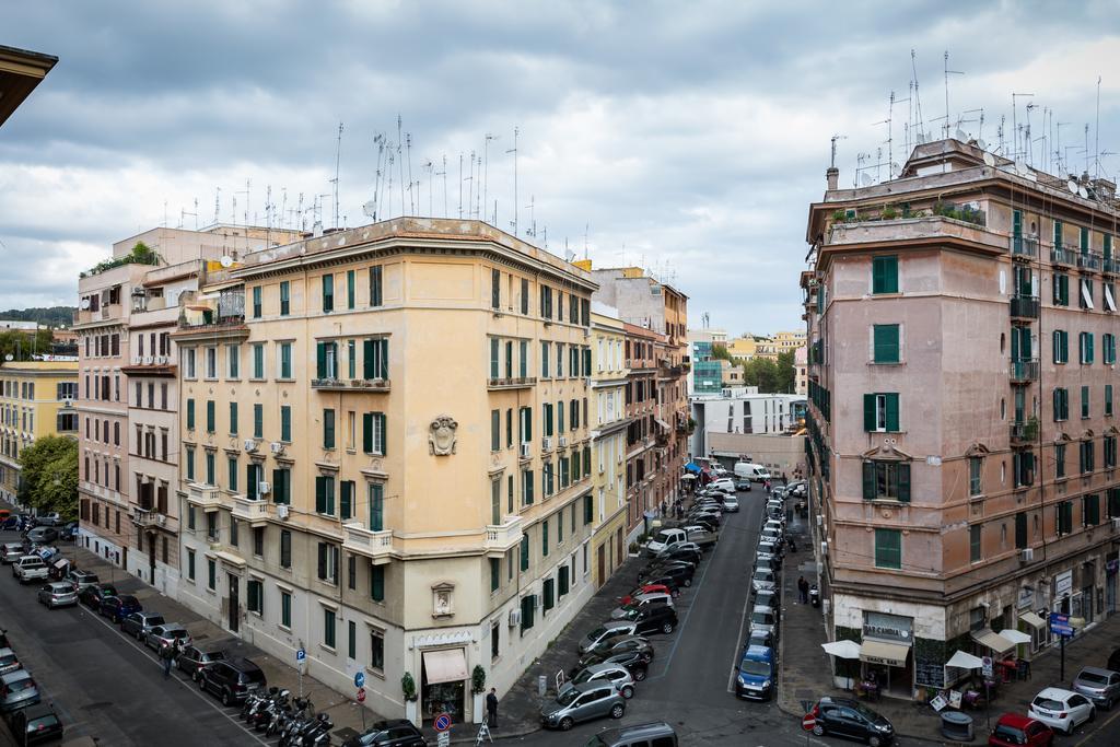 Bed & Breakfast Rosso Charming Vaticano 3*