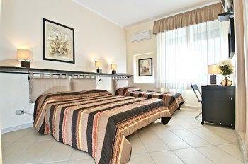 Bed and breakfast Emozioni Romane 2*