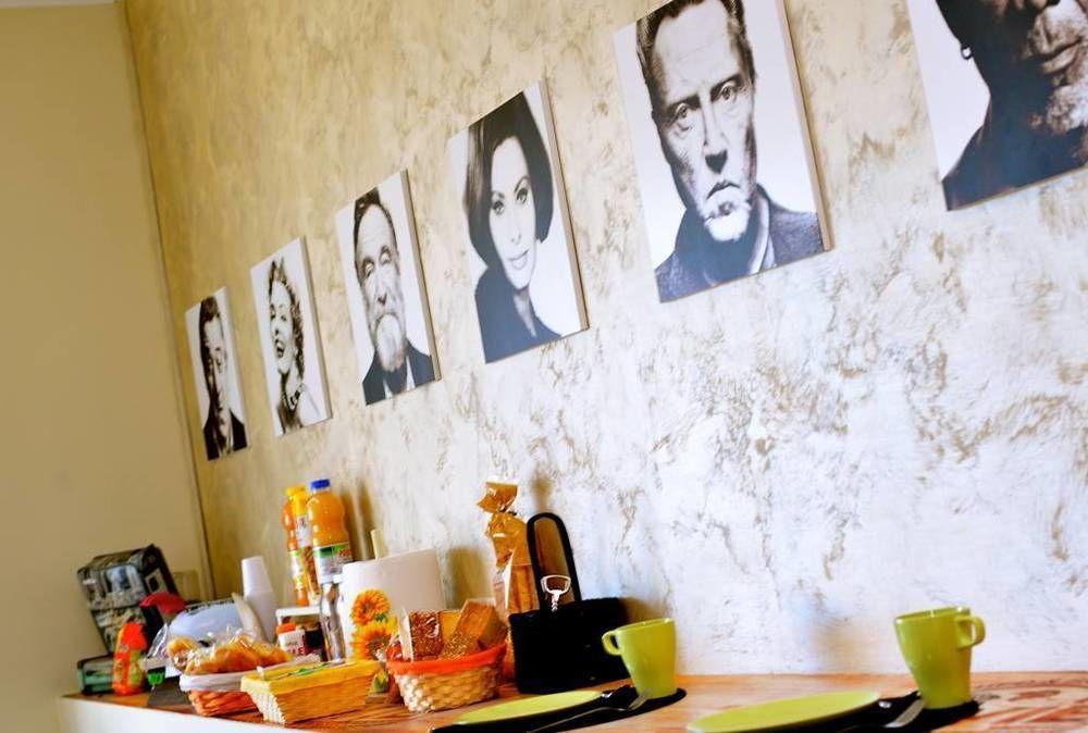 Acomodação com café da manhã  B&B Movie Home 2*