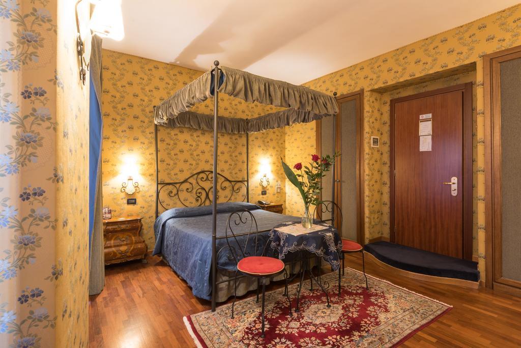 Residenza Ave Bed and breakfast 4*