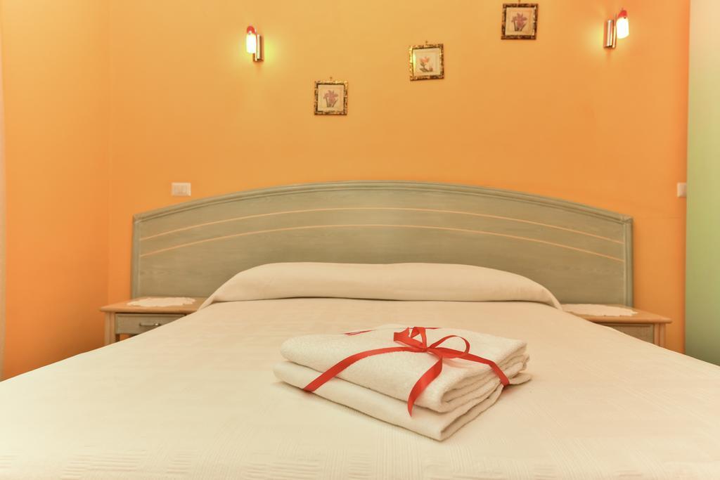Claudia 3* Roma