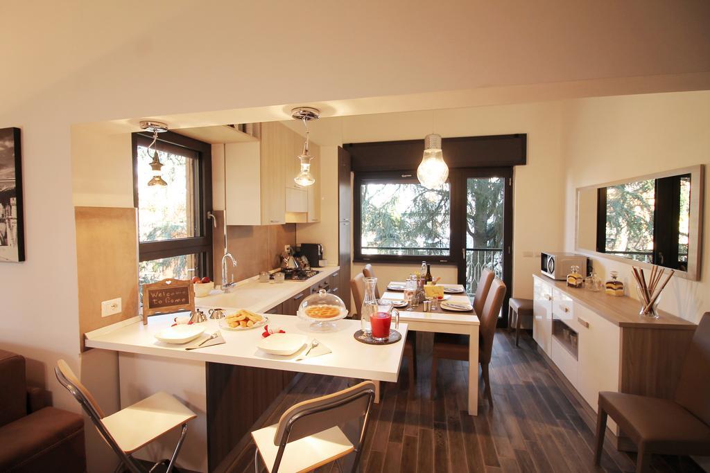 Eur Bright Spacious Terraced With Private Parking Only For Small Cars Apartamento *