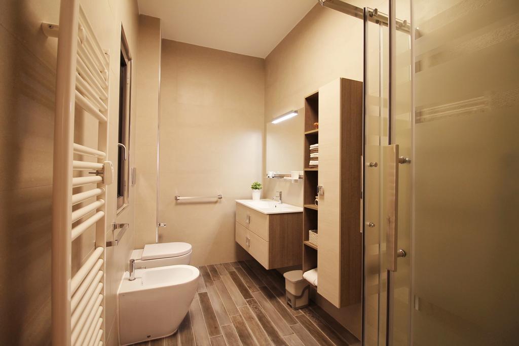 Apartamento Eur Bright Spacious Terraced With Private Parking Only For Small Cars Roma