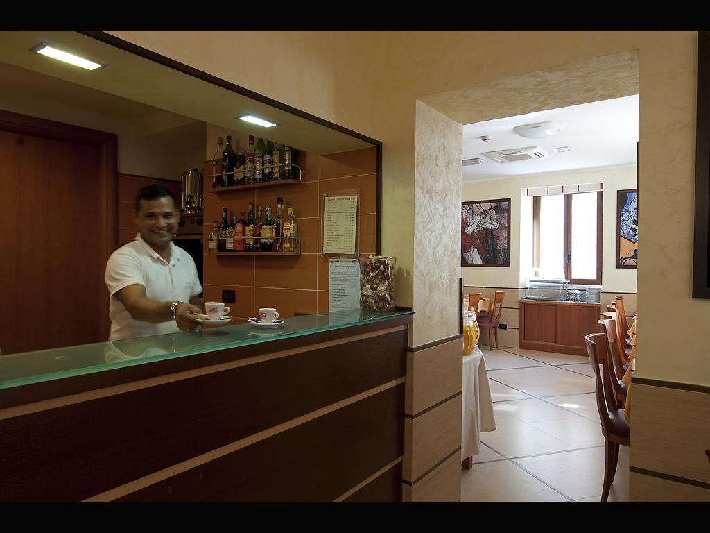 Hotell Lirico 3*