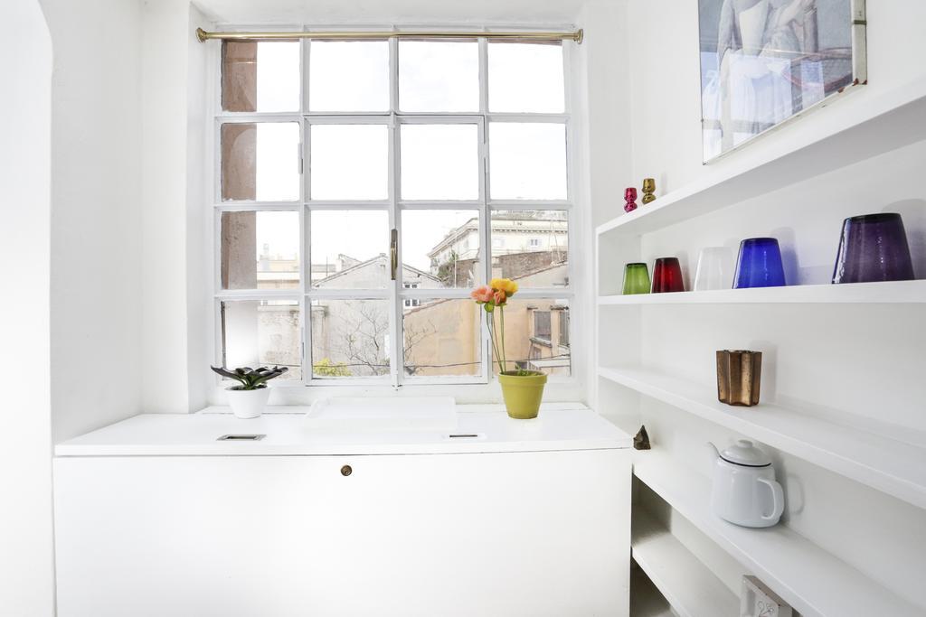 Pantheon Terrace Apartment *