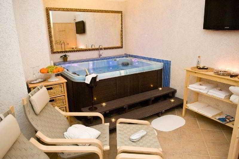 Donatello Hotell