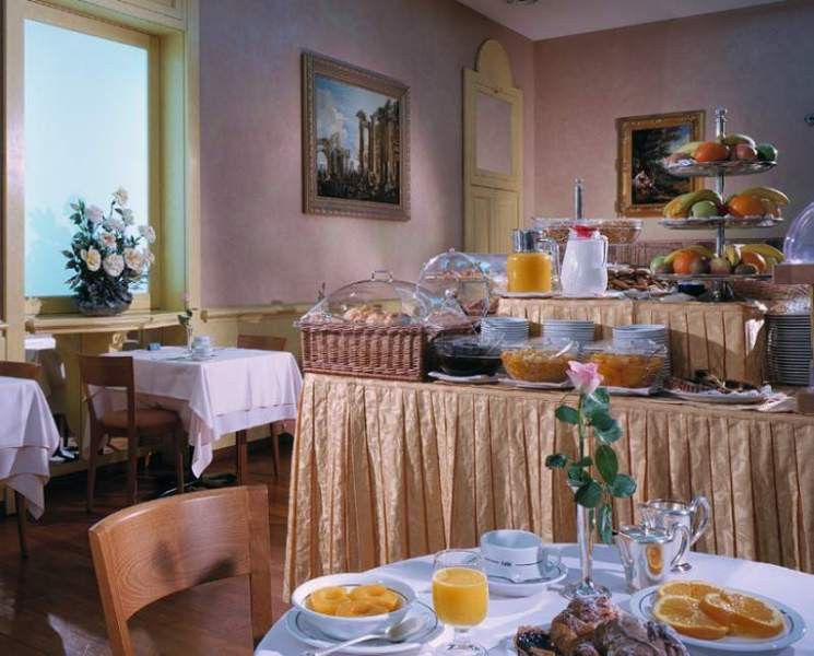 Hotel Mondial Rome