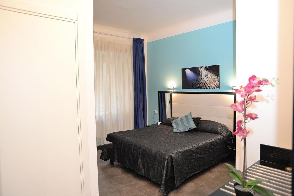 Capital 3*