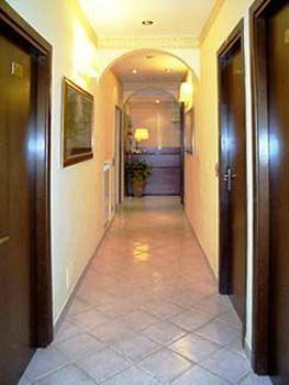 Fenicia 2* Roma