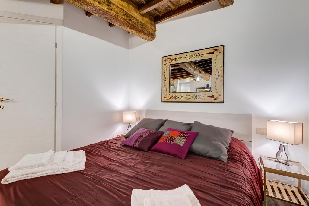 Apartment Pellegrino Campo De' Fiori Rom