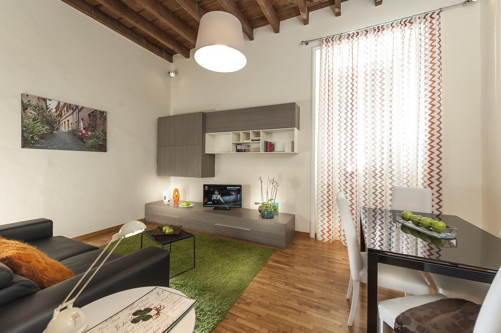 Apartamento Fl Charming Flat In The Heart Of Trastevere