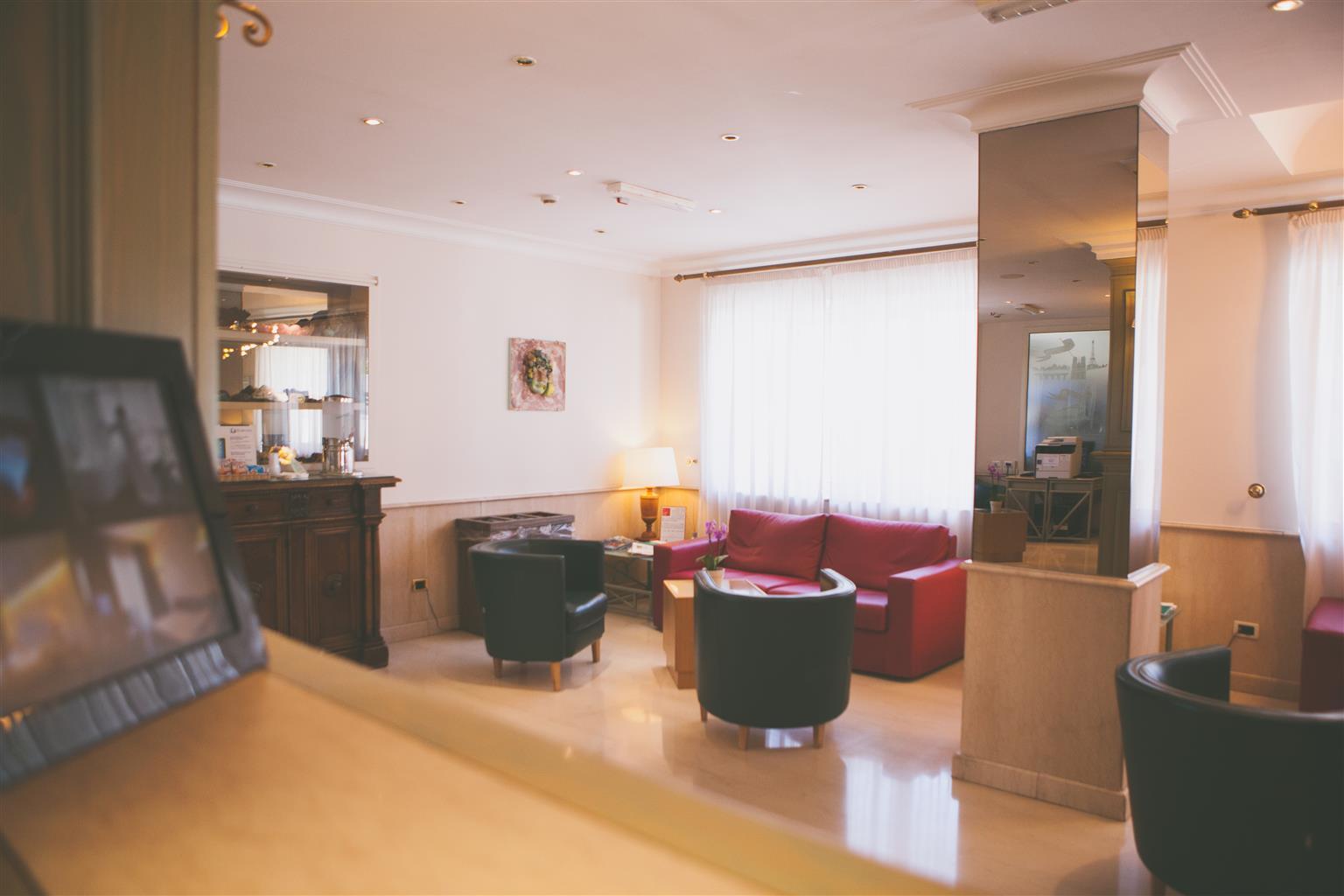 Western Globus Hotell