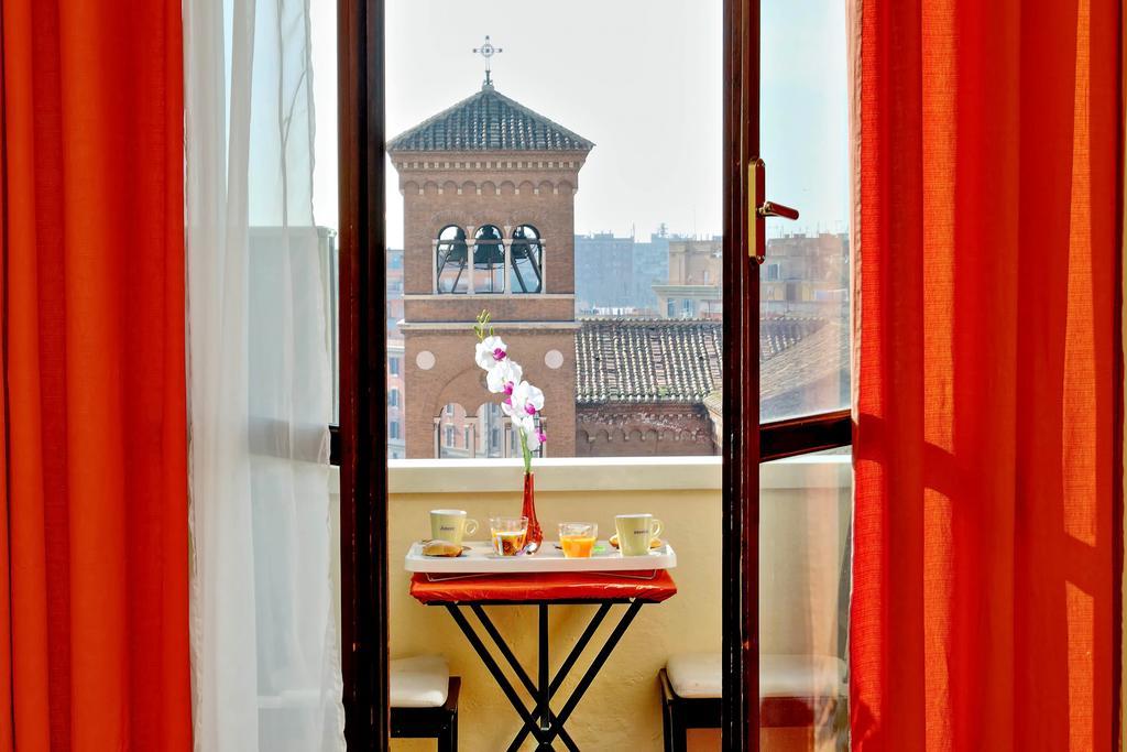Re Di 3* Roma