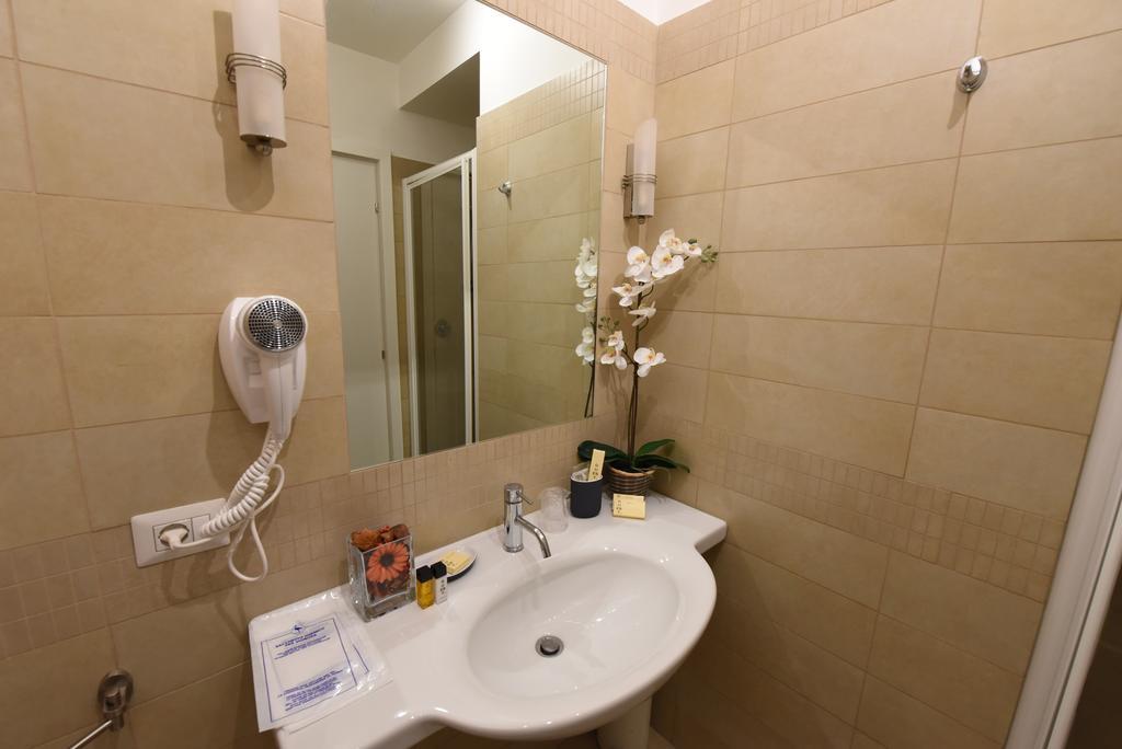San Pietro Vip 3*