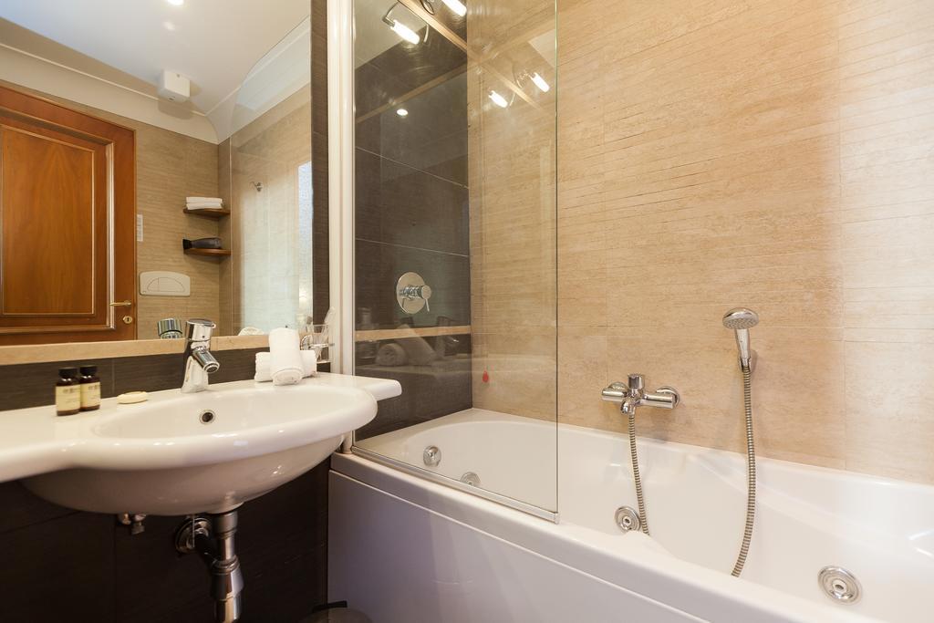 Bed & Breakfast Beccaria A Piazza Del Popolo 2*
