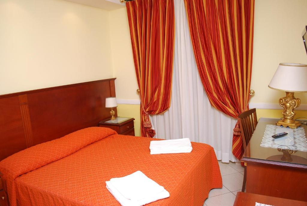 Hotell Valentino Palace 3*