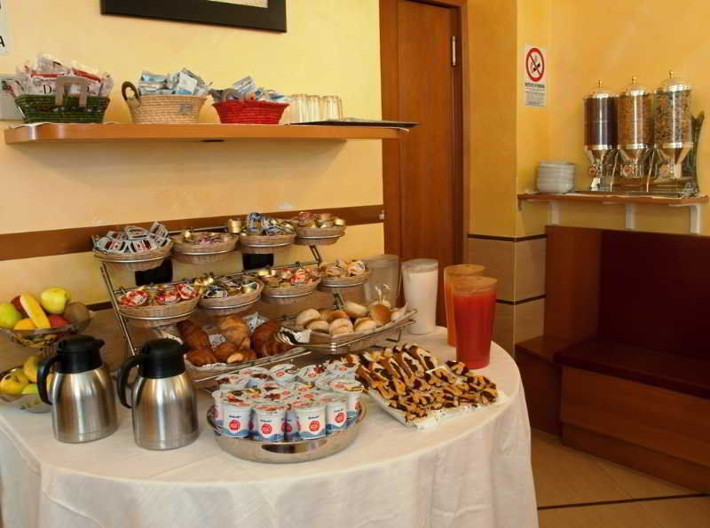Hotell Lirico 3*