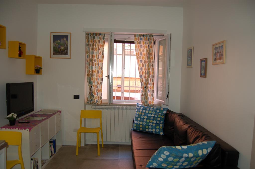 Interno Sette * Roma