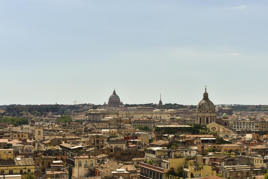 Prince's Penthouse Piazza Di Spagna Feriehus