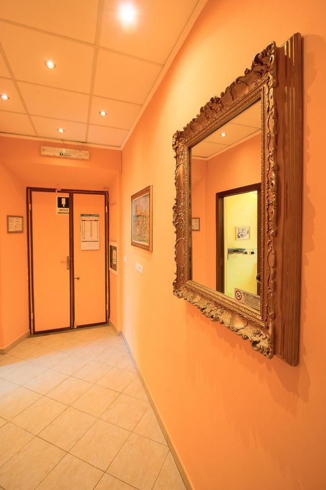 Imperial Deluxe Bed and breakfast 3*