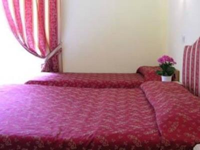 Imperial Deluxe Bed and breakfast 3*