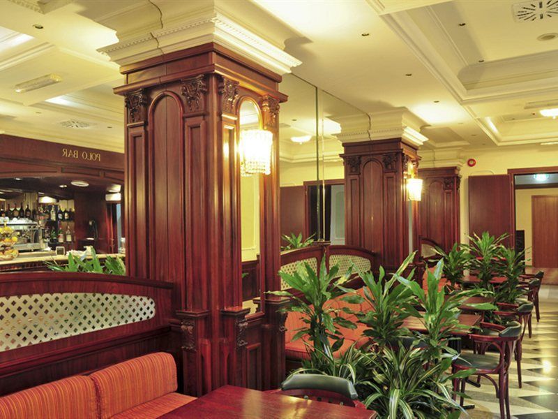 Regent Hotel