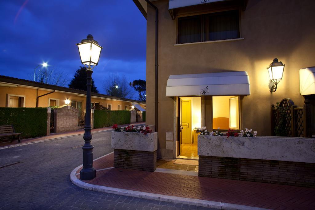 Piccolo Borgo Hotell 3*