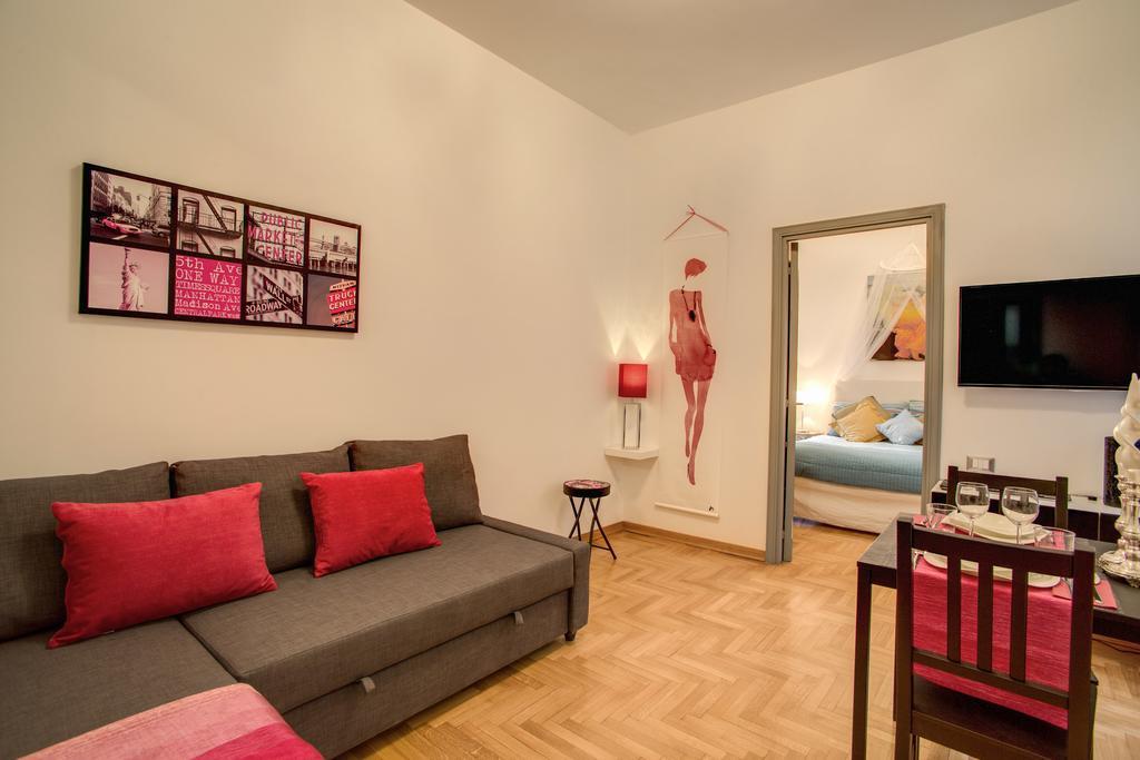 Appartamento Elegant Behind The Colosseum
