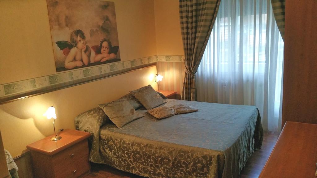 Petite Maison 3* Roma