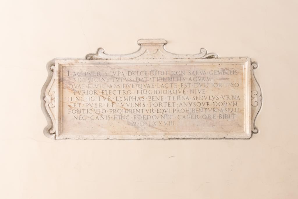 Domus Capilupi