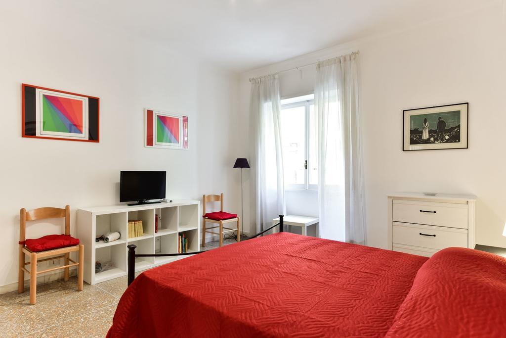 Red & White Vatican Apartamento *