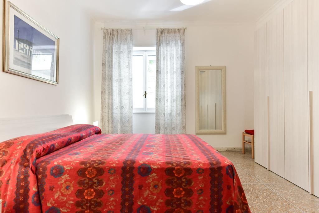 Red & White Vatican Apartamento Roma