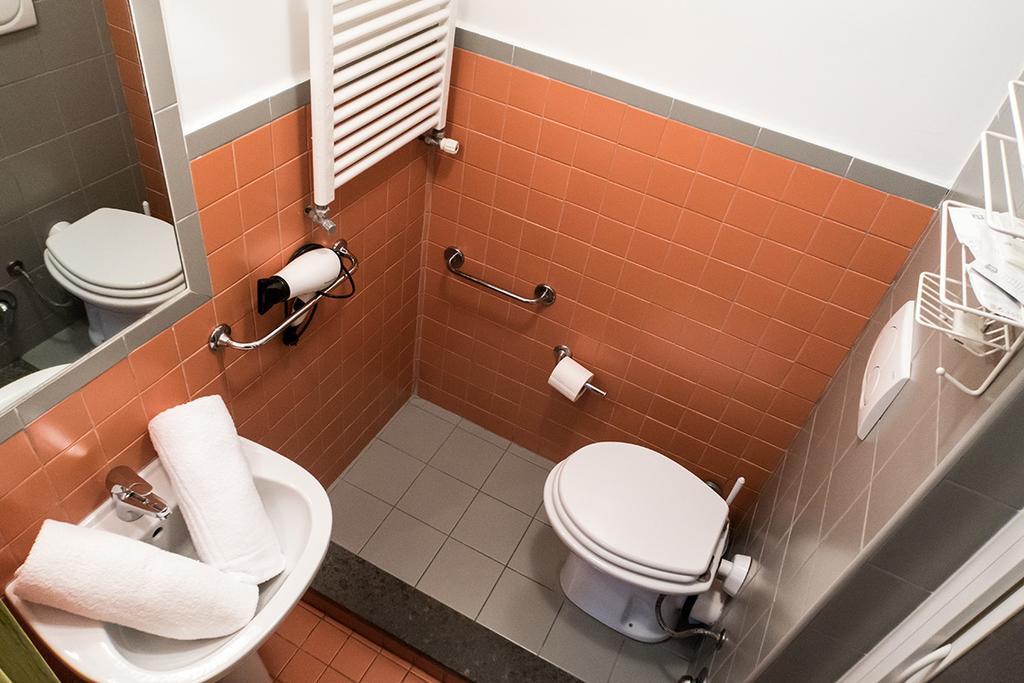 Bb Trastevere Station - Room3 Rom