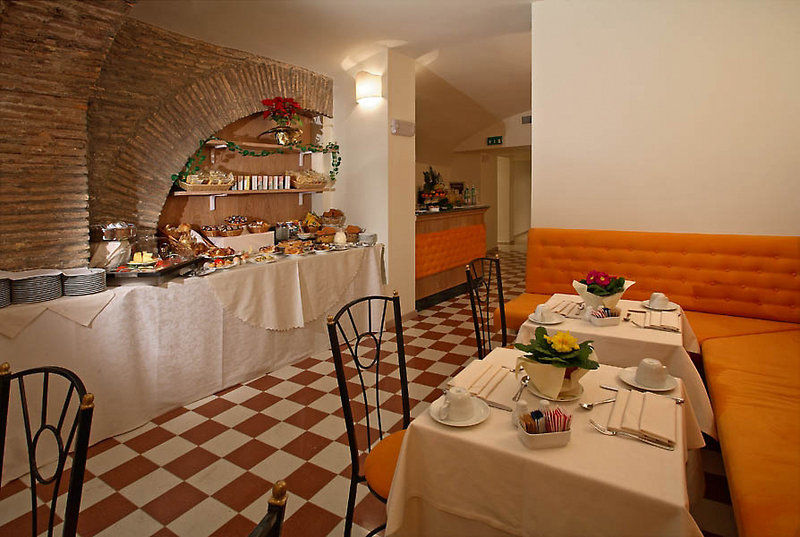 Boutique Trevi 4* Rom